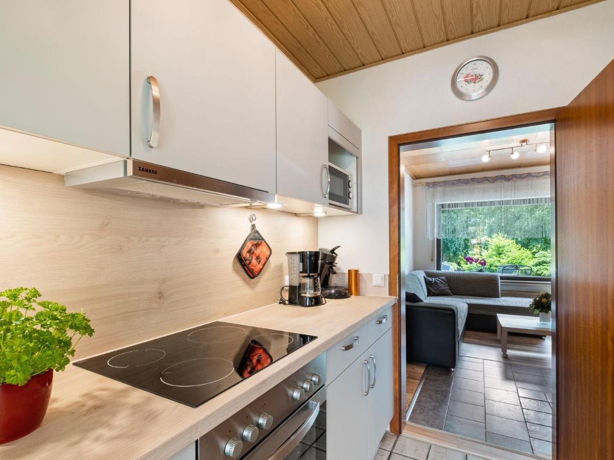Idyllic Bungalow In Feusdorf With Forest View Zimmer foto