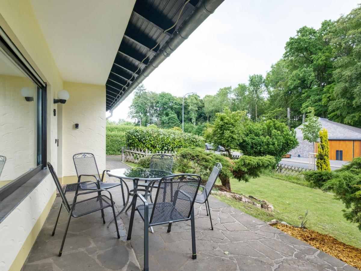 Idyllic Bungalow In Feusdorf With Forest View Zimmer foto
